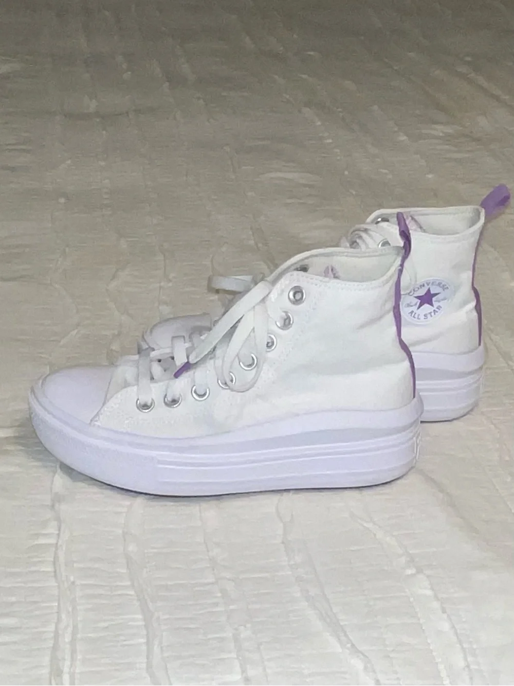 Converse High Top Sneakers in White with Purple Star Accent